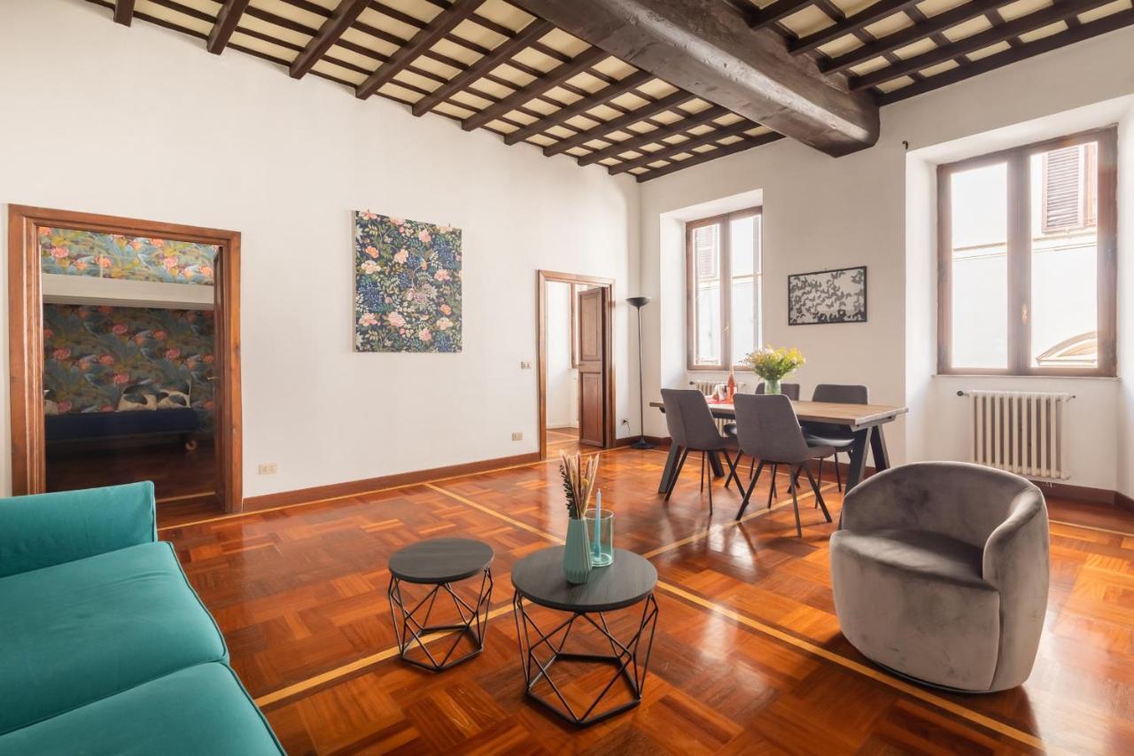 Campo De Fiori Large And Beautiful Apartment Rome Luaran gambar