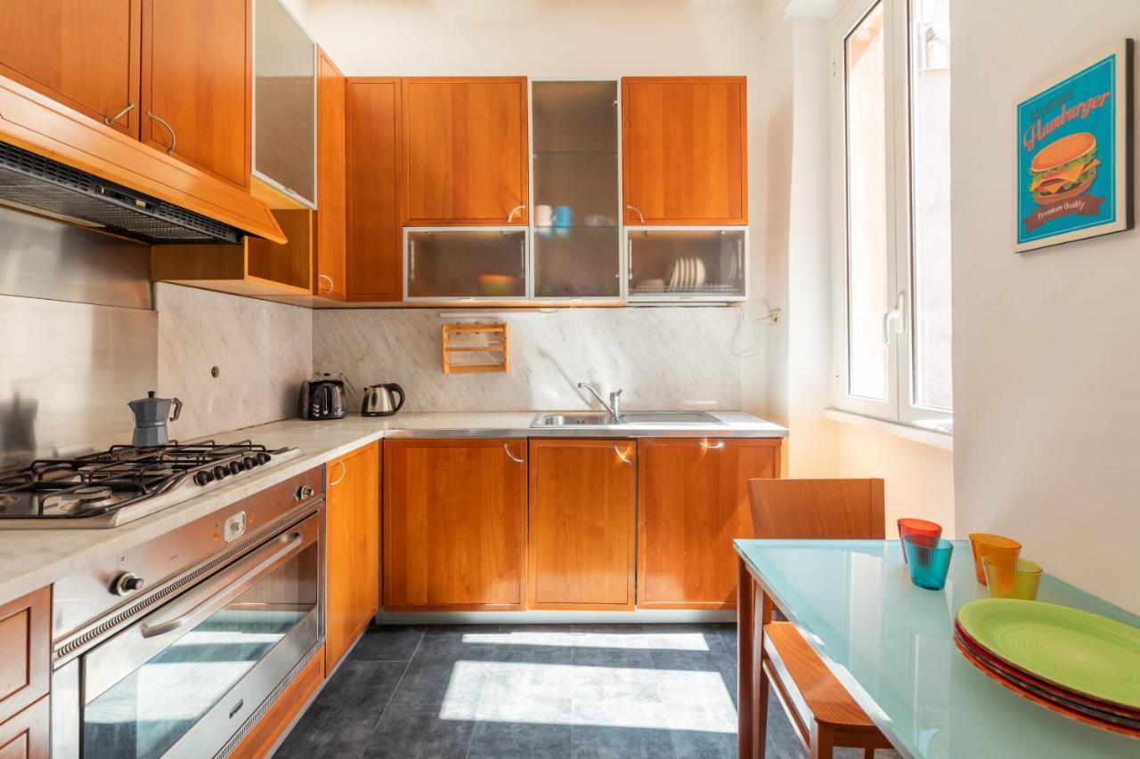 Campo De Fiori Large And Beautiful Apartment Rome Luaran gambar